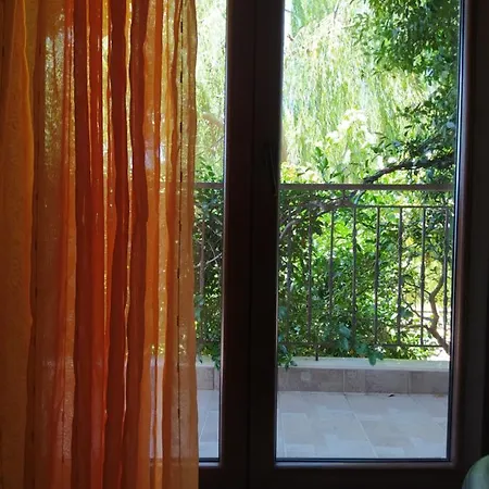 Apartament Morfili *