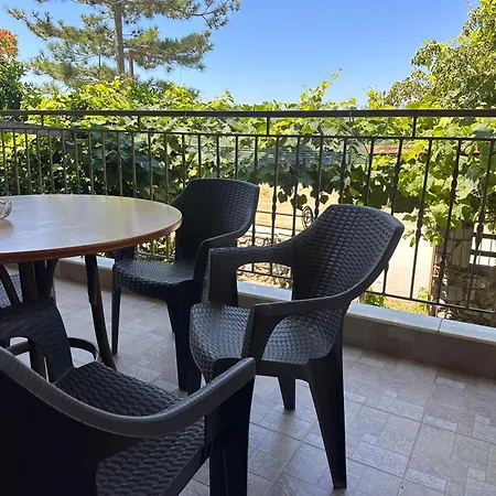 Apartament Morfili *